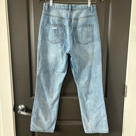 By Together Distressed Light Wash High Waisted Boyfriend Jeans in Size Medium - Picture 8 of 9
